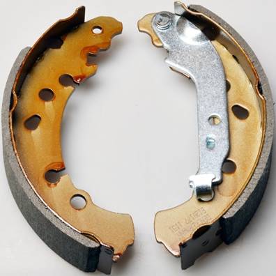 DENCKERMANN B120177 Комплект тормозных колодок