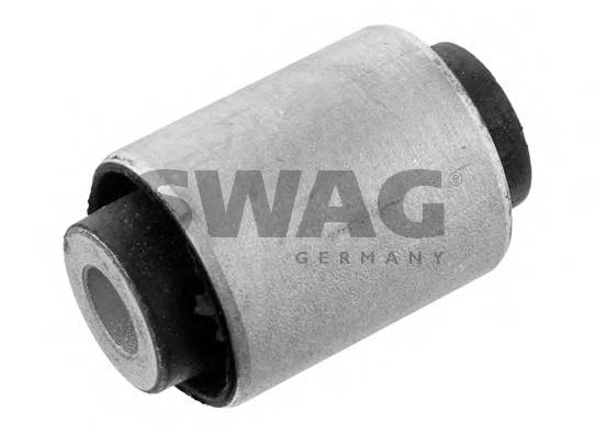 SWAG 20 79 0032 Подвеска, стойка вала
