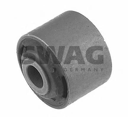 SWAG 30 79 0015 Втулка, балка моста