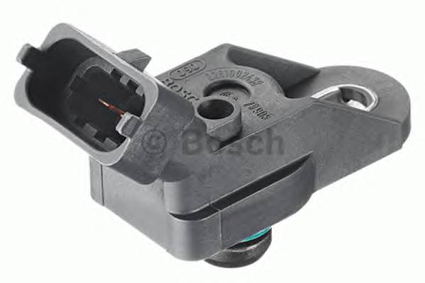 BOSCH 0 281 002 438 Датчик, давление во впускно...