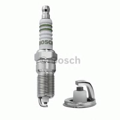 BOSCH 0 242 225 568 Свеча зажигания