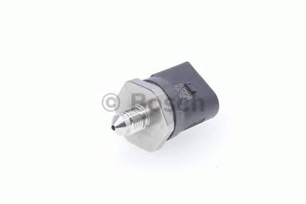 BOSCH 0 261 545 026 Датчик, давление подачи топ