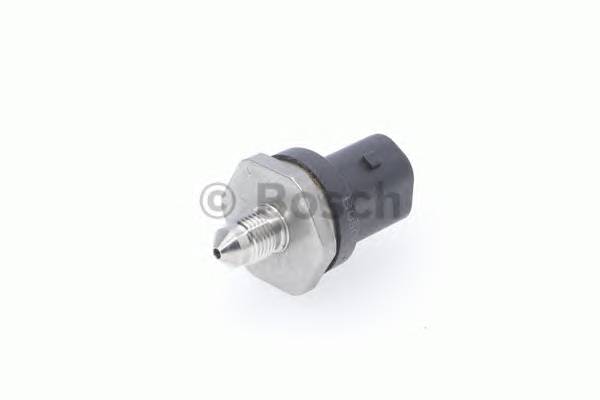 BOSCH 0 261 545 063 Датчик тиску подачі палива